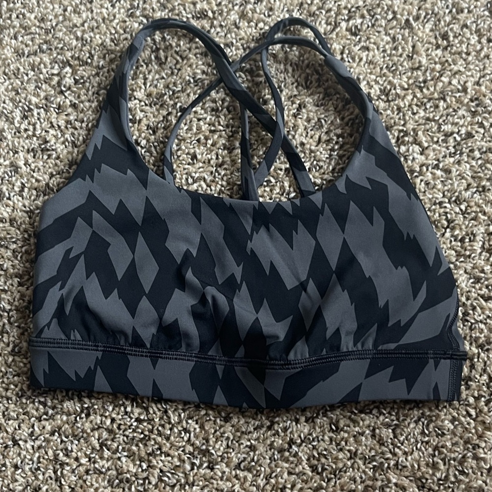 Lululemon sports bra 🖤 ✨⚡️